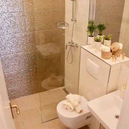 玛琳尼莎公寓 公寓 赫瓦尔