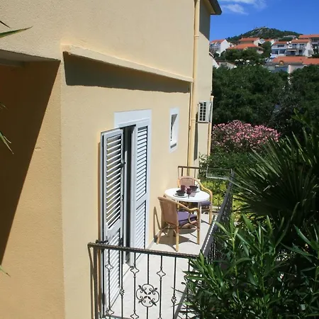 玛琳尼莎公寓 赫瓦尔