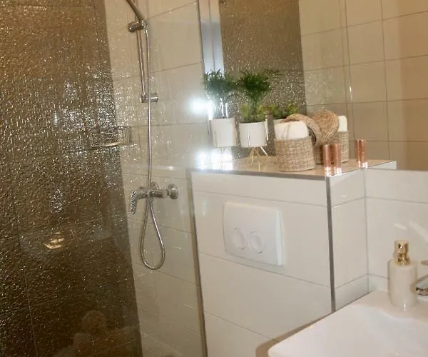 Marinesa * 흐바르