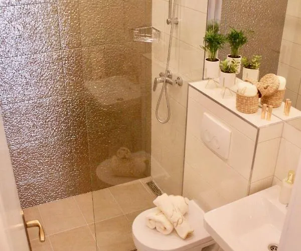 Marinesa 아파트 흐바르