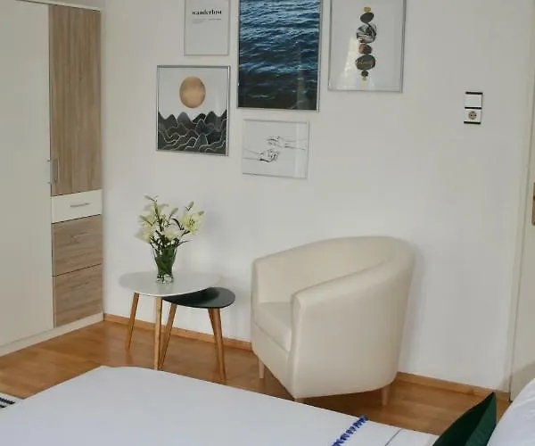 아파트 Marinesa *